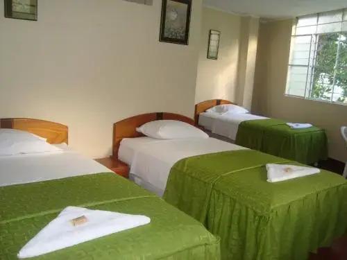 Lucas Hotel - главное фото