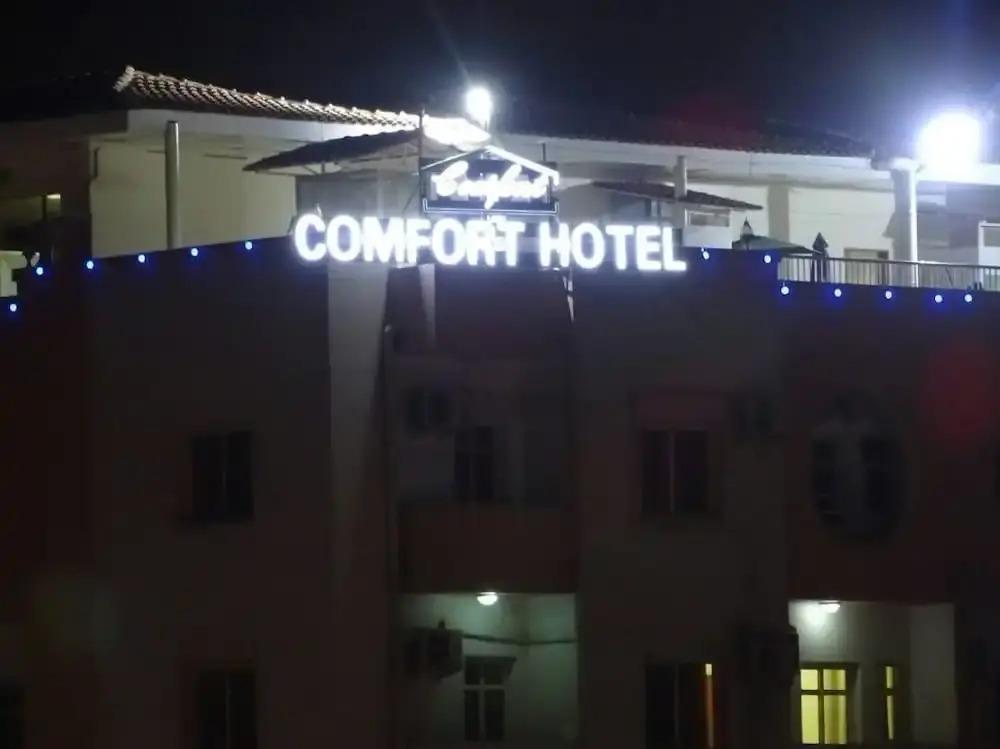 Comfort Hotel - главное фото