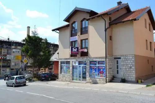 Apartment and rooms Konak - главное фото