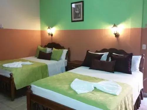 Hotel La Caxa Real - главное фото