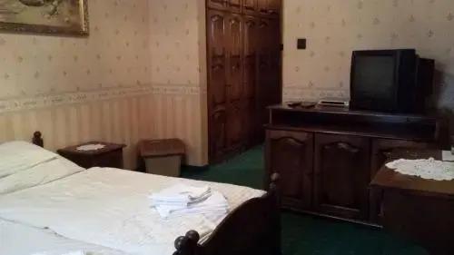 Kocsis Panzió és Étterem - главное фото