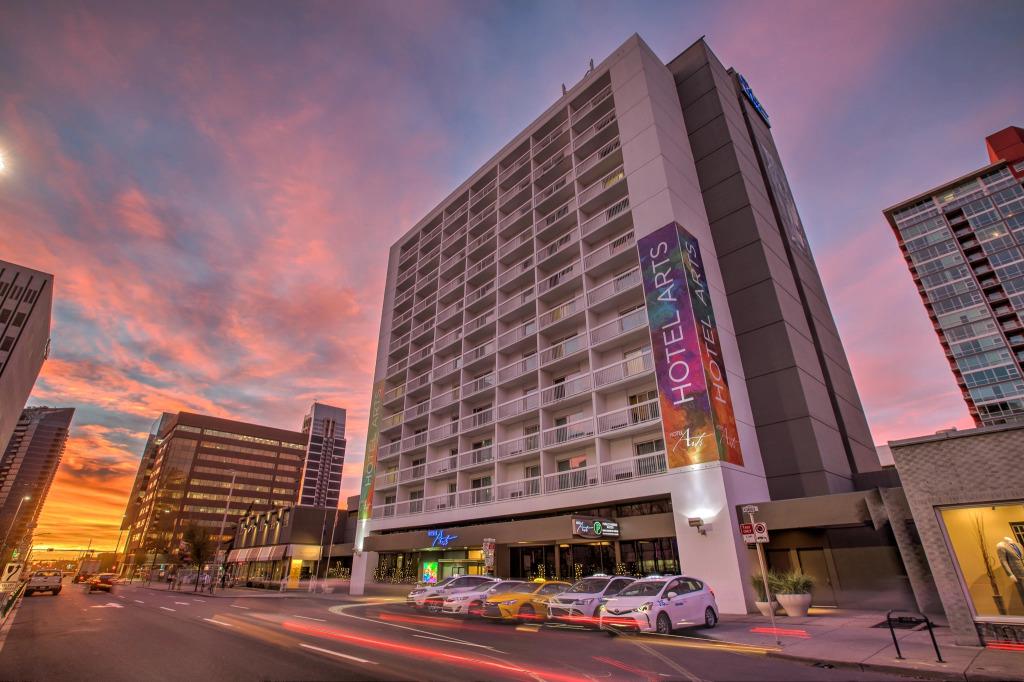 Hotel Arts - главное фото