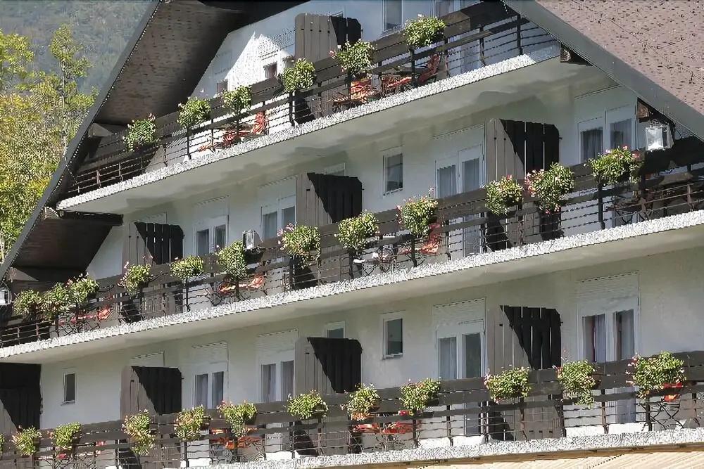 Hotel Bor & Grad Hrib - главное фото