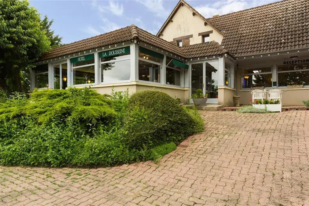 The Originals Access, Hôtel La Dousseine - главное фото