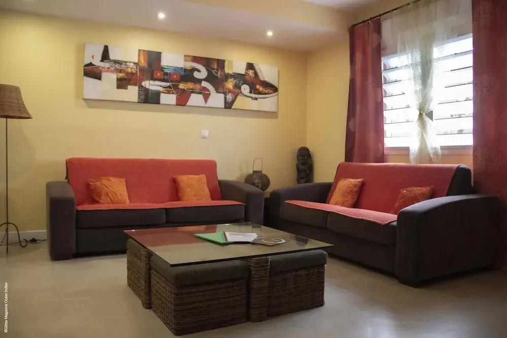 Les Lataniers - главное фото