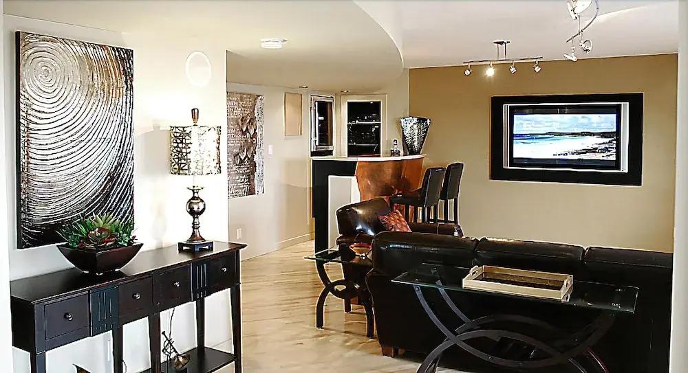 Corporate Suites of Calgary - Rosewood Estates - главное фото