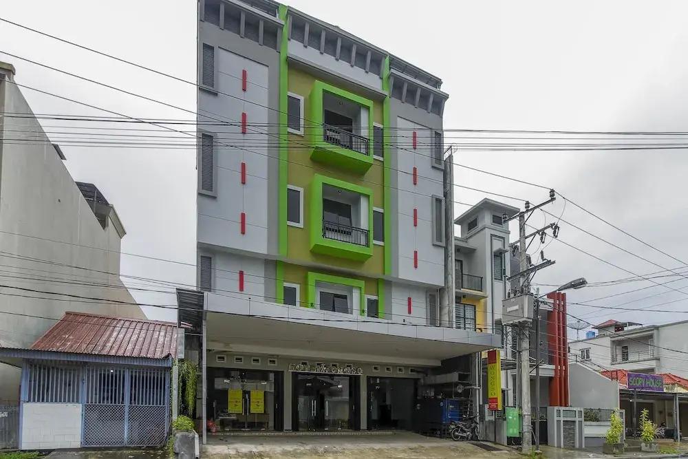RedDoorz @ Kampung Bintang - главное фото