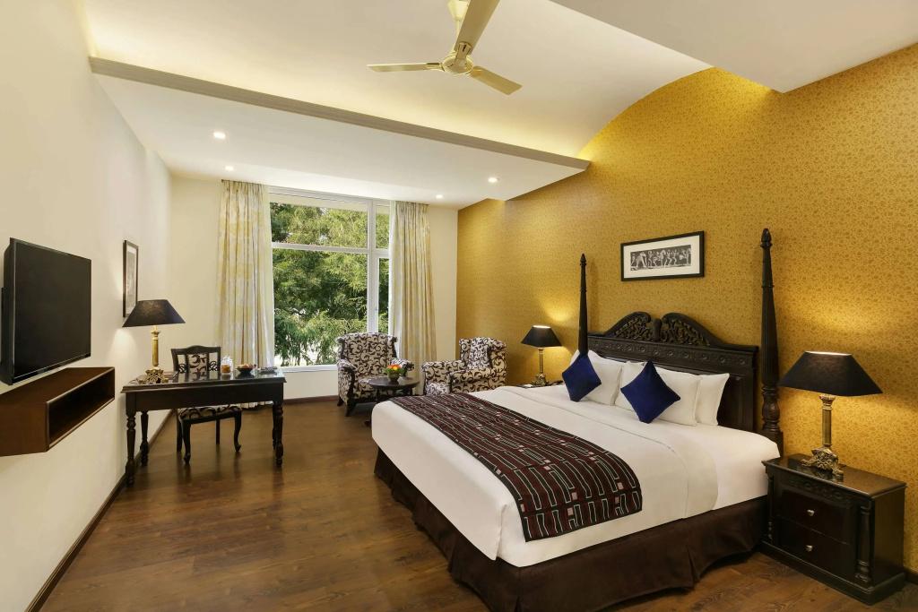 Ramada by Wyndham Khajuraho - главное фото