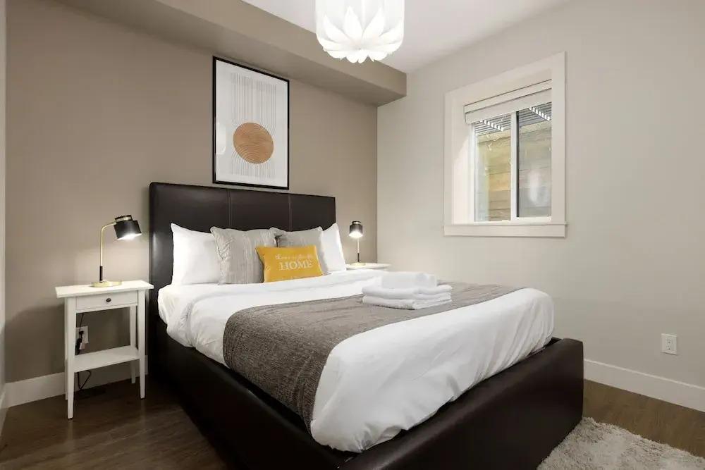 829 Laird - главное фото