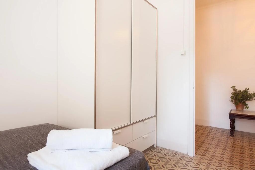 Consell Cent Apartments - главное фото