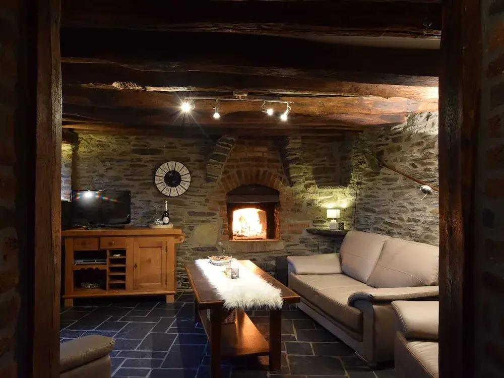 Cottage in Rachamps Near Bastogne Museum - главное фото