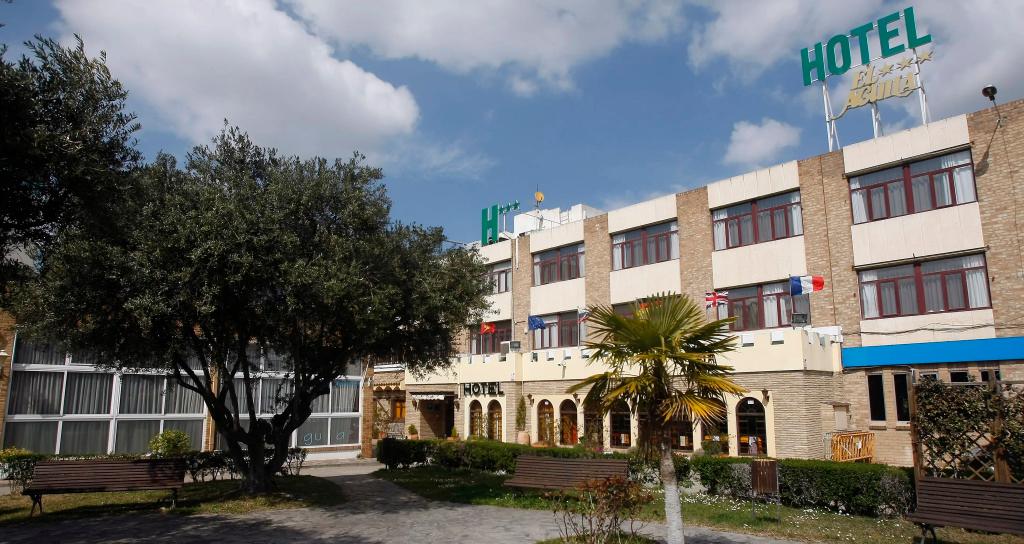 El Aguila Hotel - главное фото