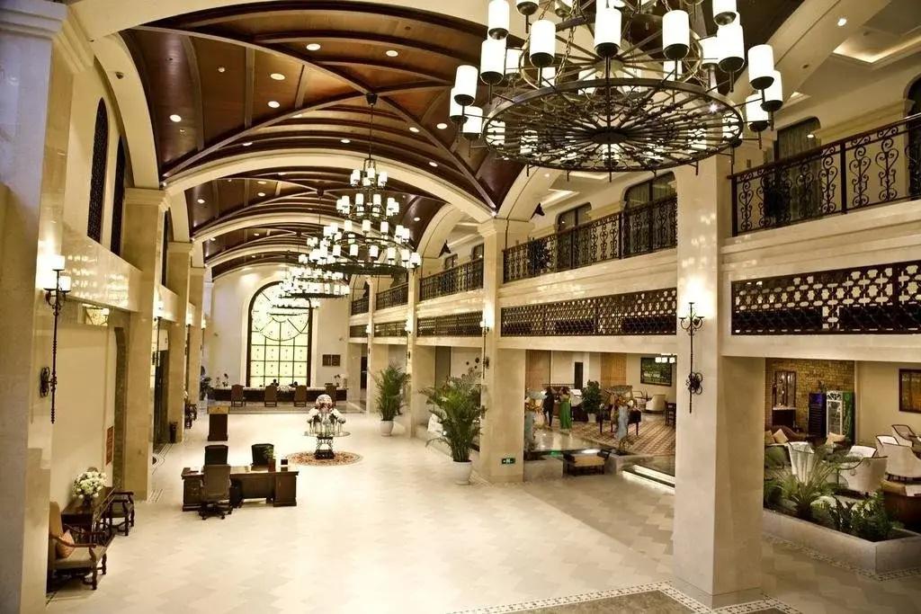 Zhongcheng Holiday Hotel - главное фото
