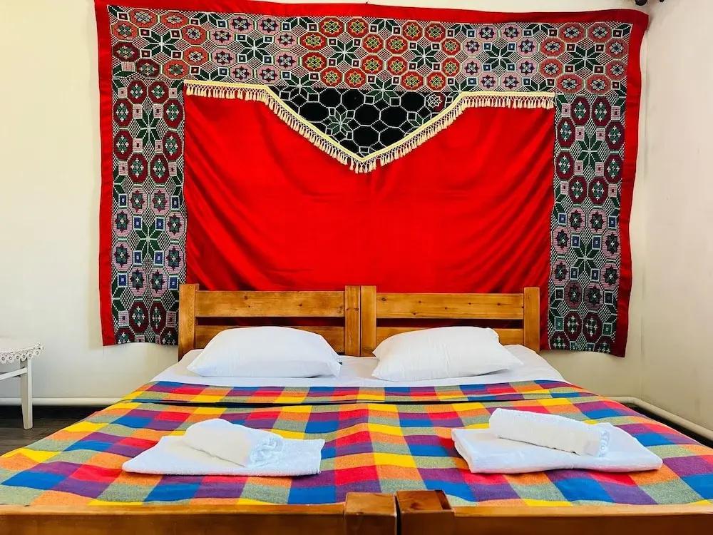 DADOW Guesthouse - главное фото