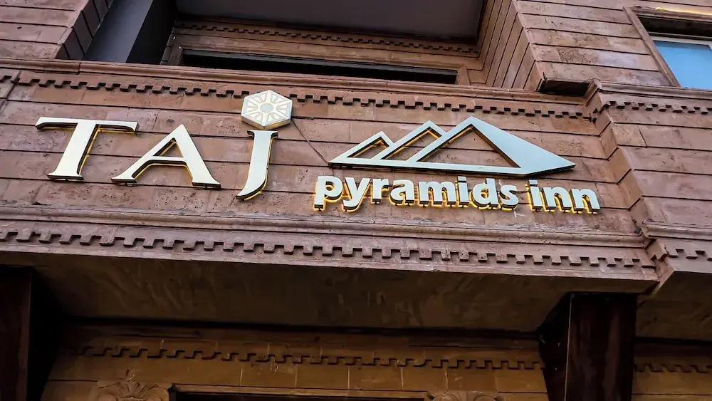 Taj pyramids view inn - главное фото