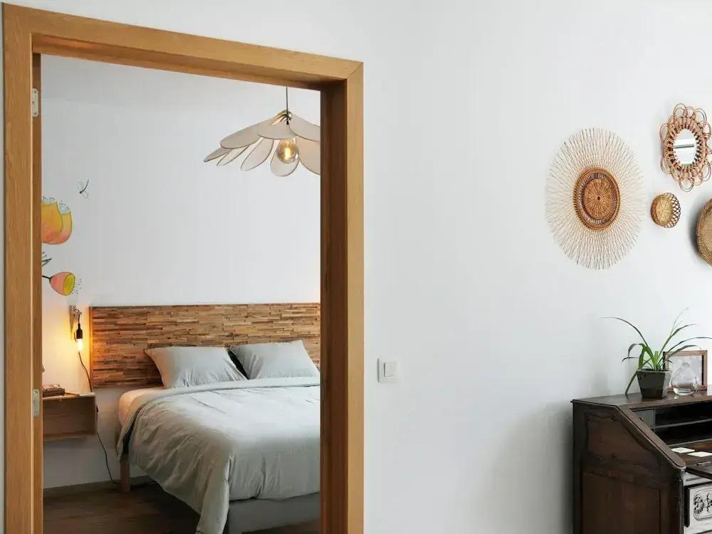 Charming Holiday Home in Bassenge With Garage - главное фото