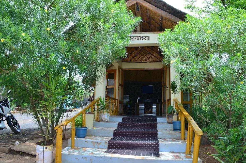 Mora Heights Hotel - главное фото