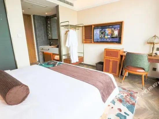 James Joyce Coffetel(Zigong Huidong Park store) - главное фото