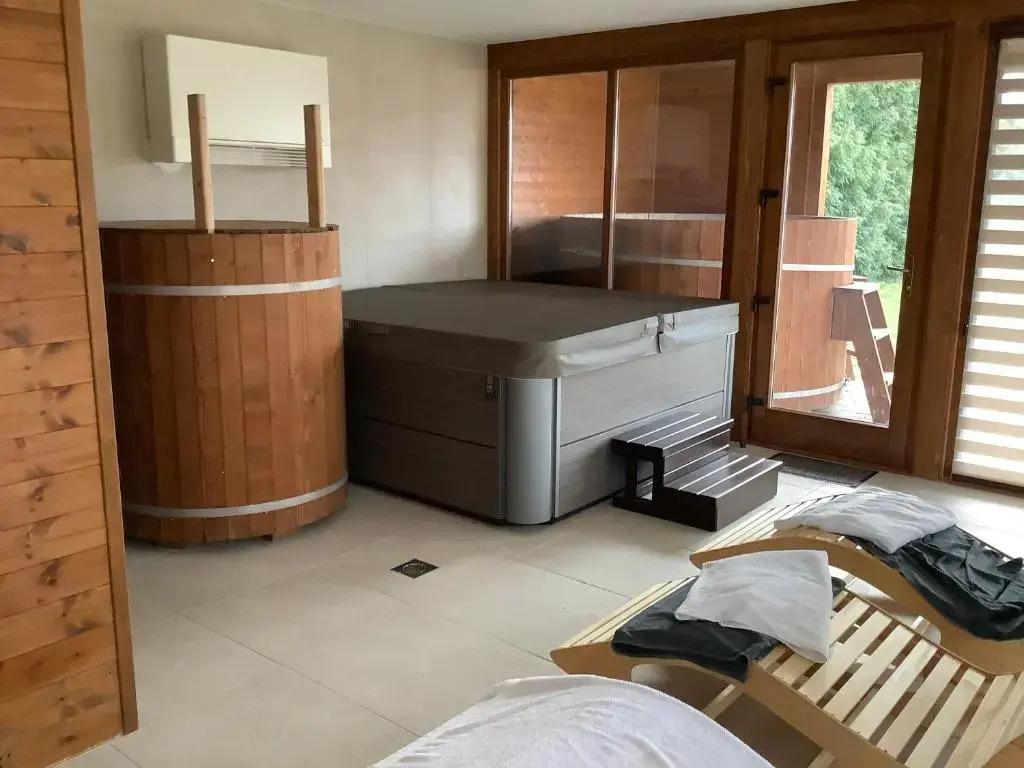 Tavi Fészek Vendégház - главное фото