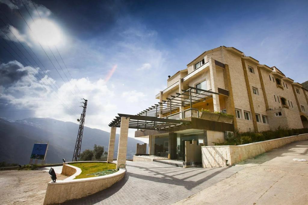 Le Tournant Hotel & Resort - главное фото