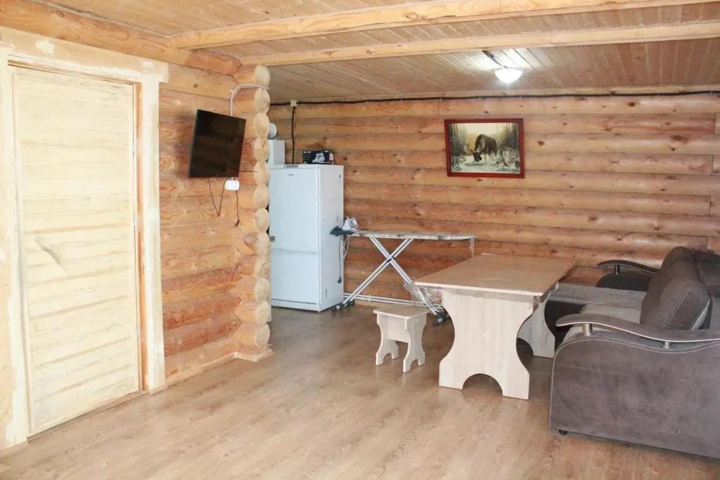 Коттедж на улице Шеболдаева 27 - главное фото