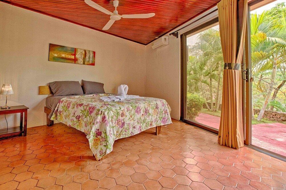 Condor Lodge - главное фото