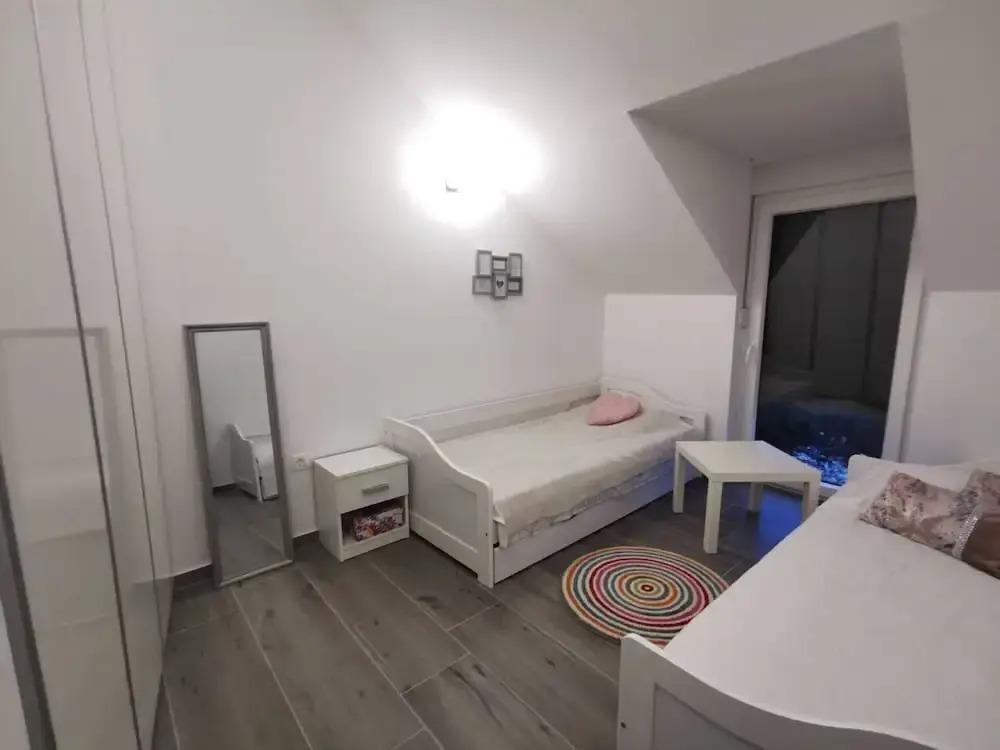 Luxurious 2-bed Appartment in Mandre With Pool - главное фото