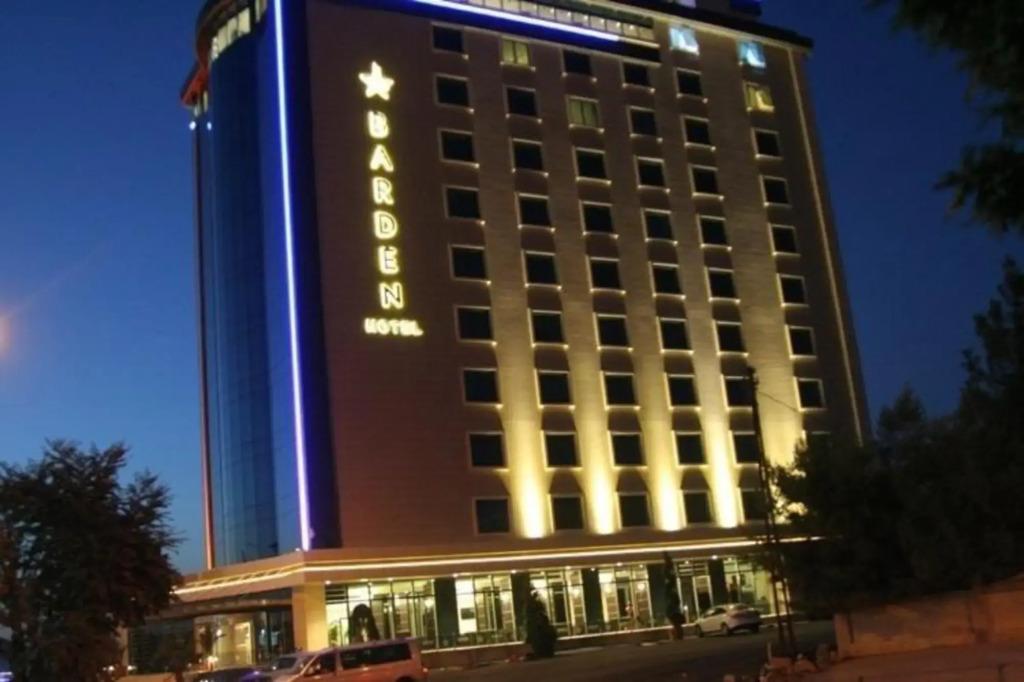 Barden Hotel - главное фото