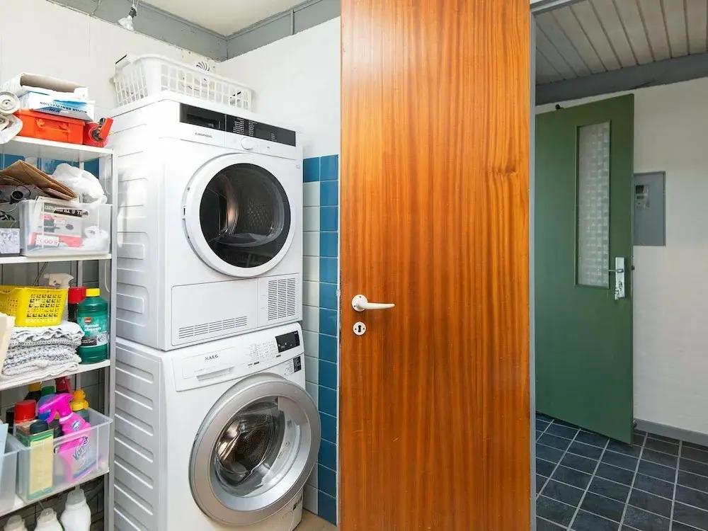 Modern Holiday Home in Jutland With Swimming Pool - главное фото