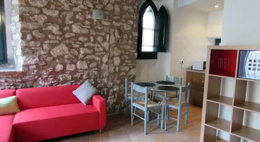 Qlodging Lledoners - главное фото