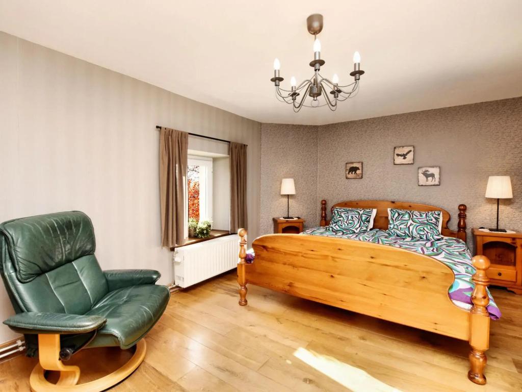 Gite in Ardennes With Sauna and Rural Views - главное фото