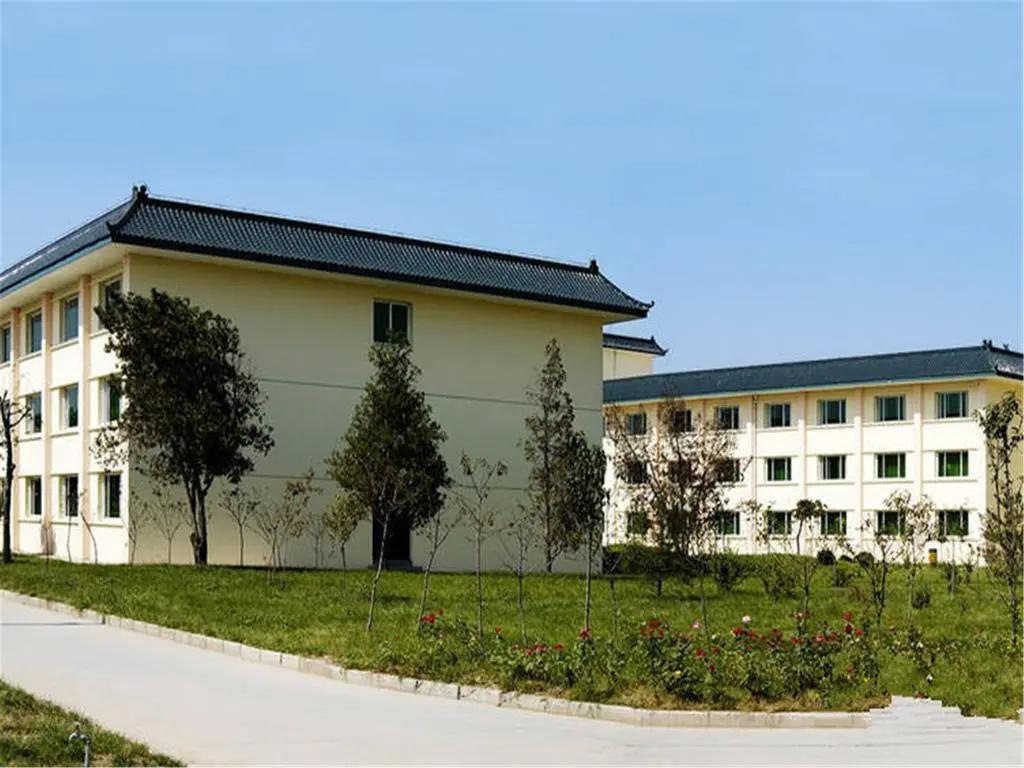 Golden Star Holiday Hotel - главное фото