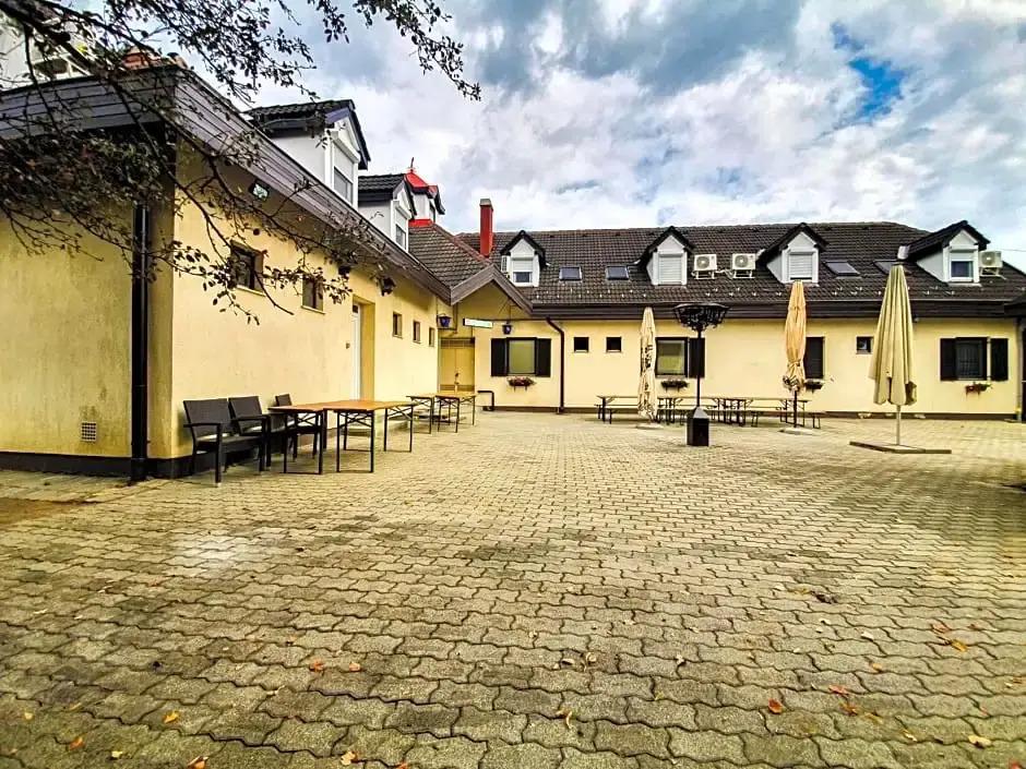 Retro Hotel - главное фото