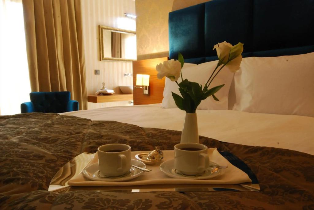 Riva Resatbey Hotel - главное фото