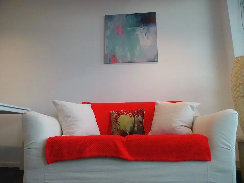 Bright and Cosy Apartment with Terrific View, Cbd - главное фото
