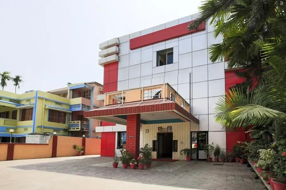 OYO 436 Hotel Everest Inn - главное фото