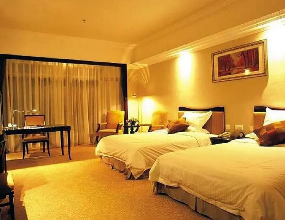 Phoenix Hotel Wuyi - главное фото