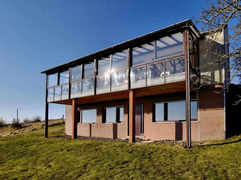 Holiday Home in Nadrin With Private Terrace - главное фото