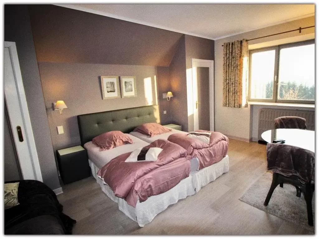 Les Alisiers - главное фото