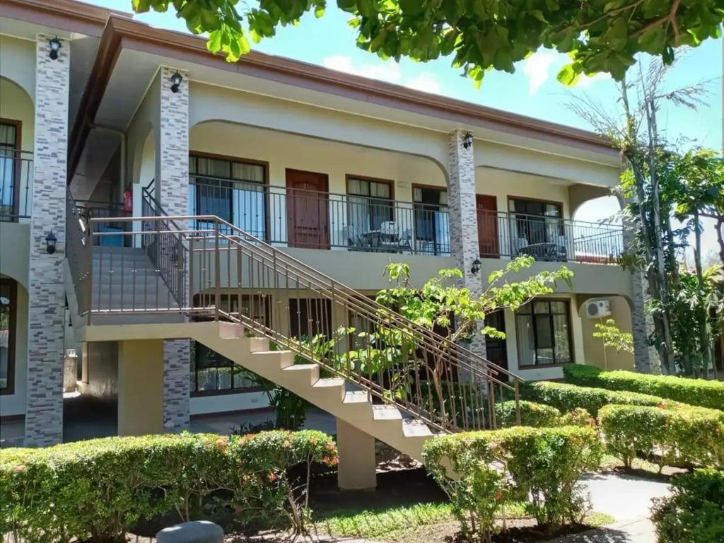 Hotel & Villas Huetares - главное фото