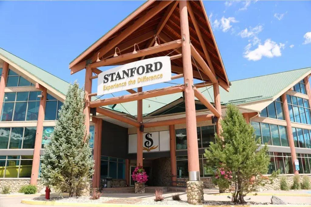 Fernie Stanford Resort - главное фото