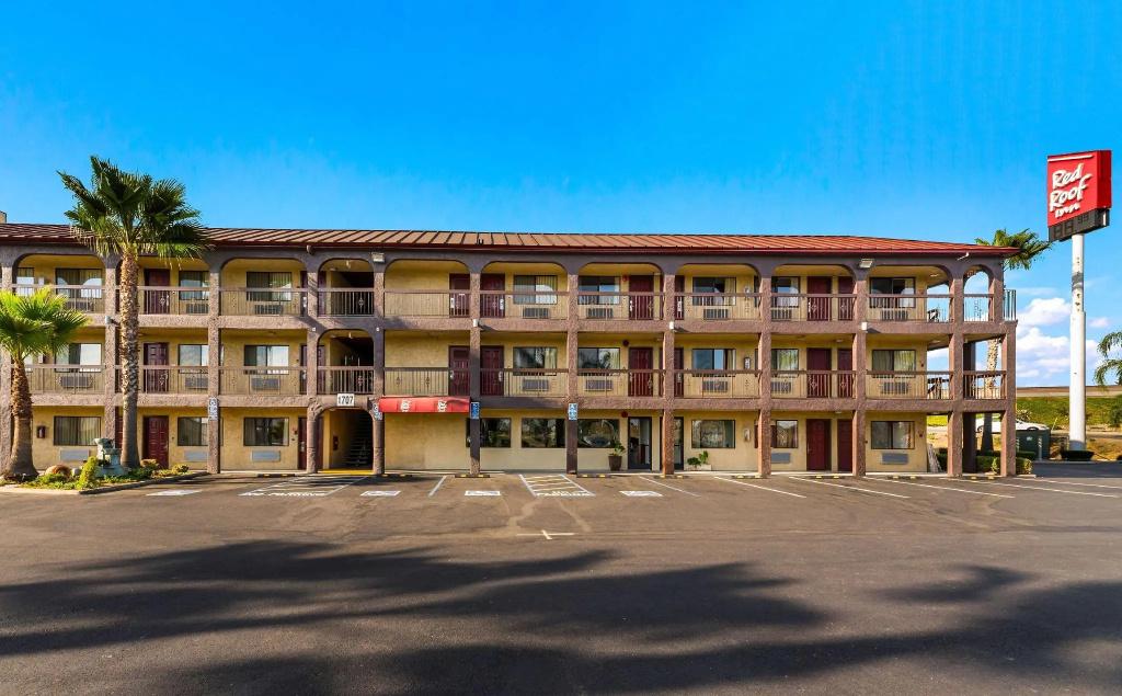 Red Roof Inn Stockton - главное фото