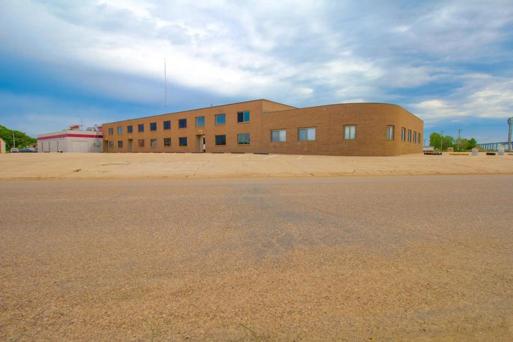 HomeTown Inn by OYO - Liberal, KS - главное фото