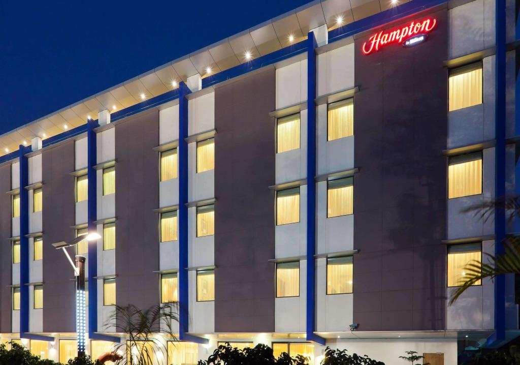 Hampton by Hilton Vadodara-Alkapuri - главное фото