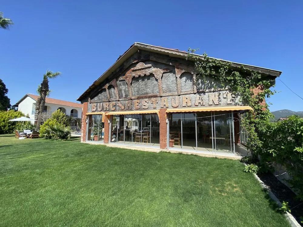 Burc Hotel - главное фото