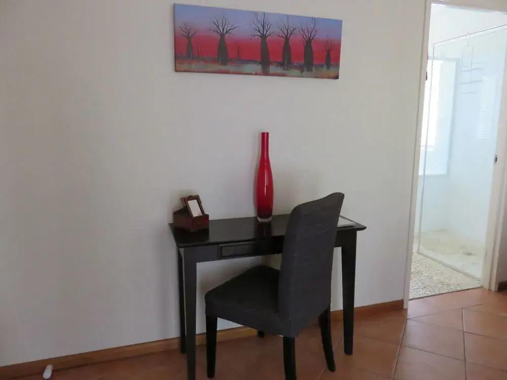 Ochre Moon B&B - главное фото