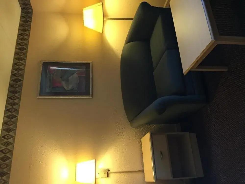 Hilltop Inn Grenada - главное фото