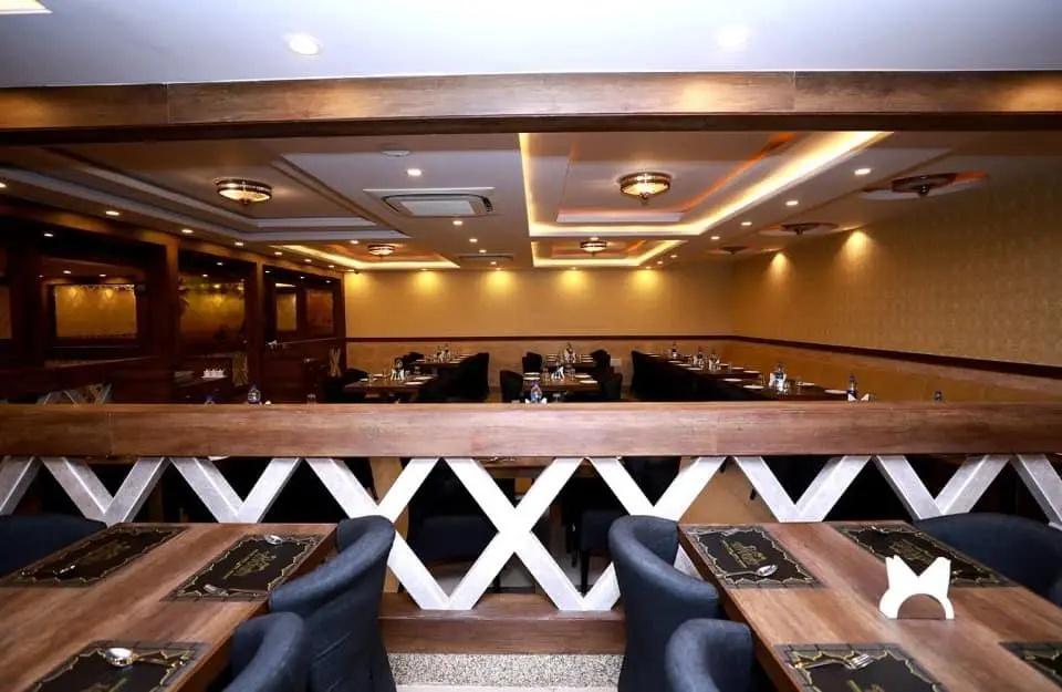 Savoury Restaurant & Residency - главное фото