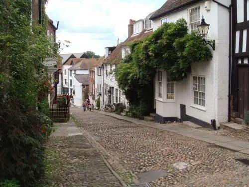 Hayesland Lodge - главное фото