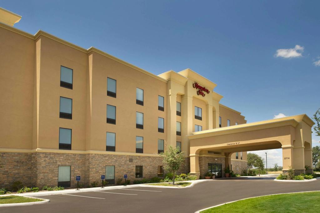 Hampton Inn Uvalde - главное фото